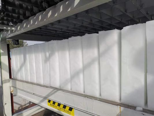 직접 냉각 블록 얼음 기계 1 냉각 액체 R22 / R404A 얼음 곰팡이 크기 380 * 180 * 1000mm 6450 * 2360 * 2530mm